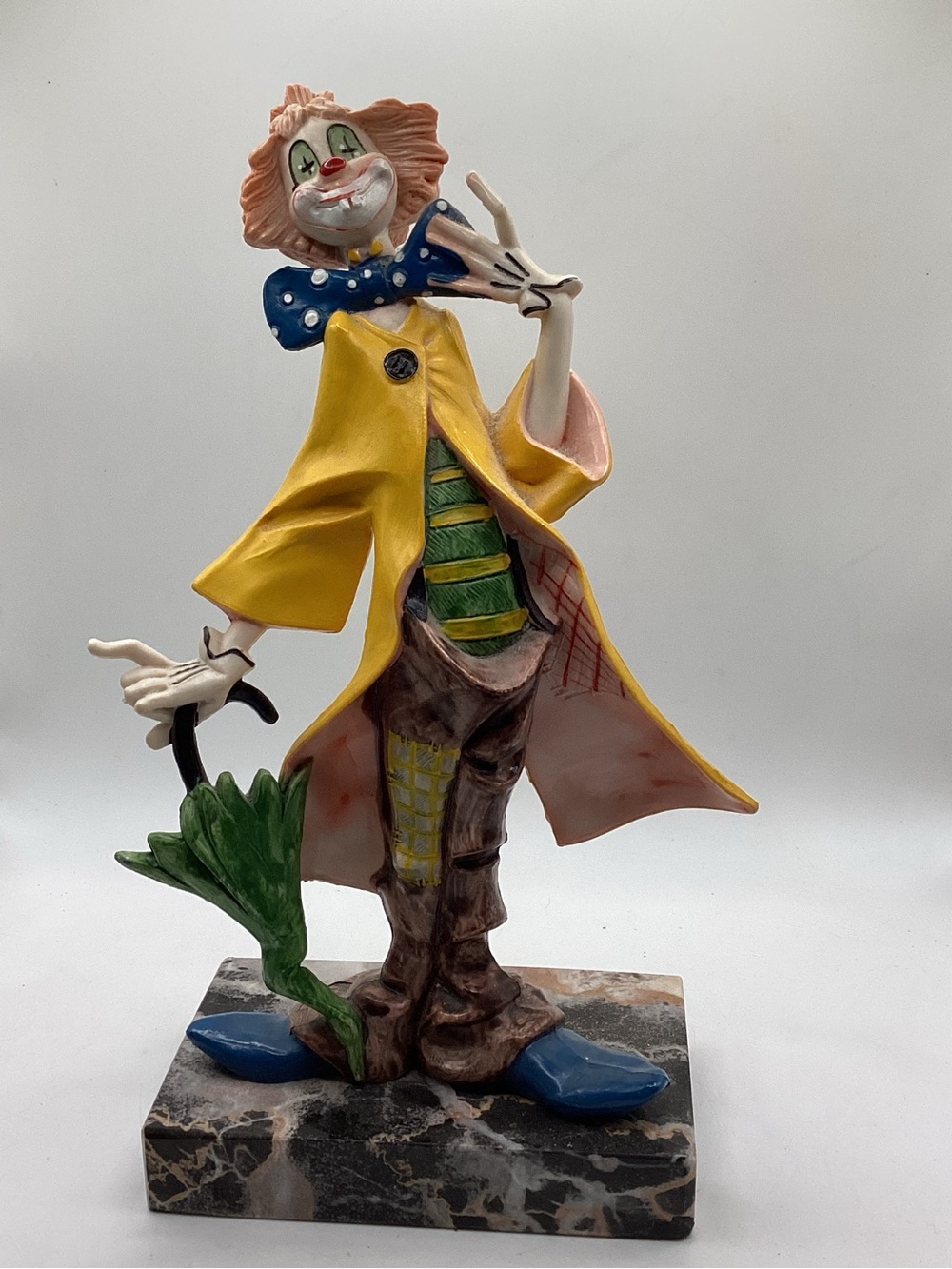 Fontanini Depose Yellow Clown w/ Genuine Carrara Marble Base, Made in Italy